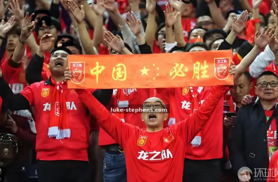 伤停情报背后的守夜人：一位队医顾问的英超与中超双线手记